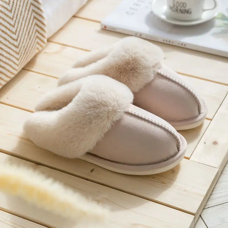 Winter 2024 Warm Soft Women's Fashion and Indoor Plush Slippers Australian U Style High Quality  Cotton Shoes Size 35-45